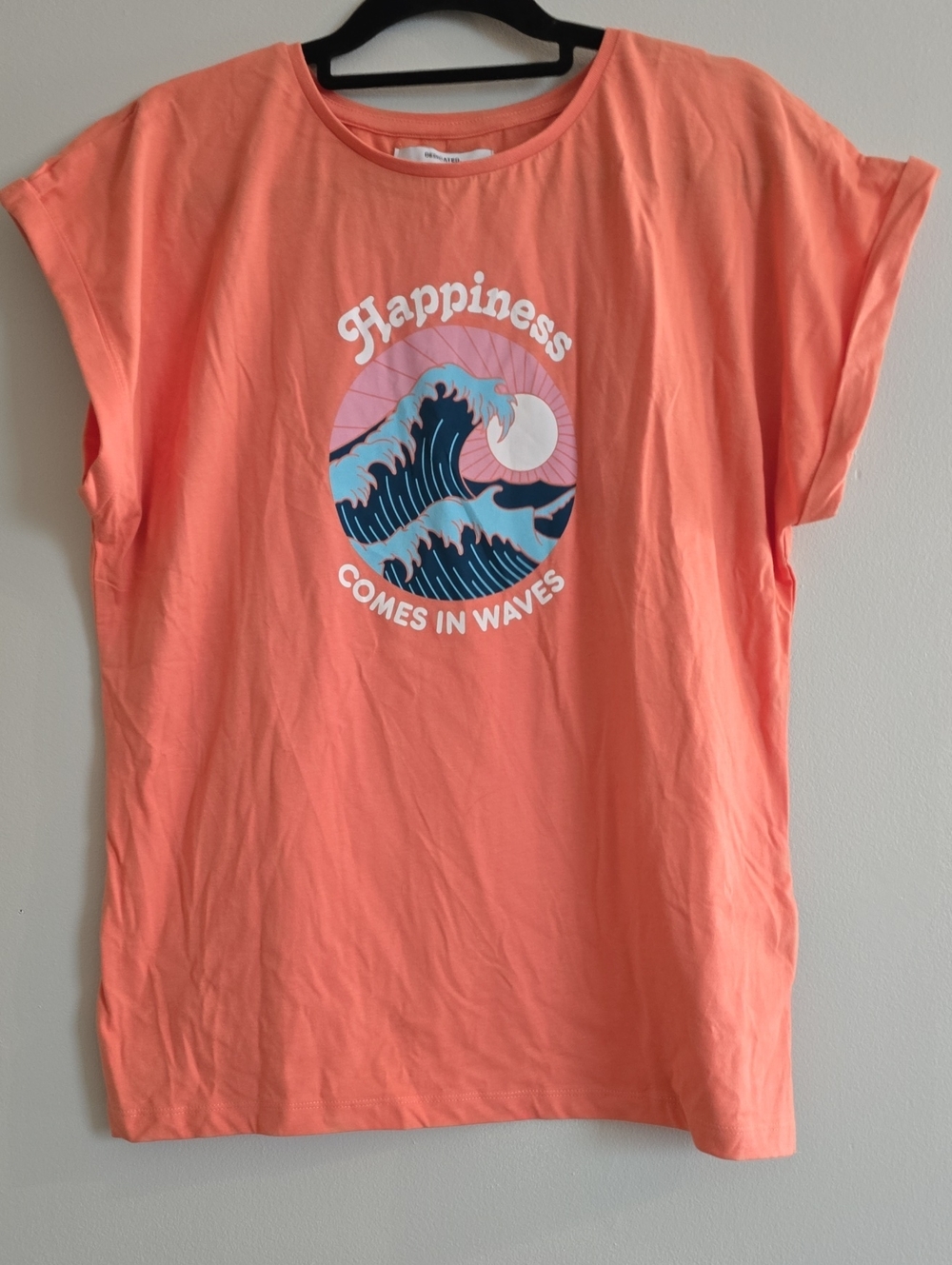 Dedicated. Happiness Comes in Waves Coral Graphic Tee